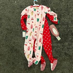Kids Christmas footie pj size 4 girl